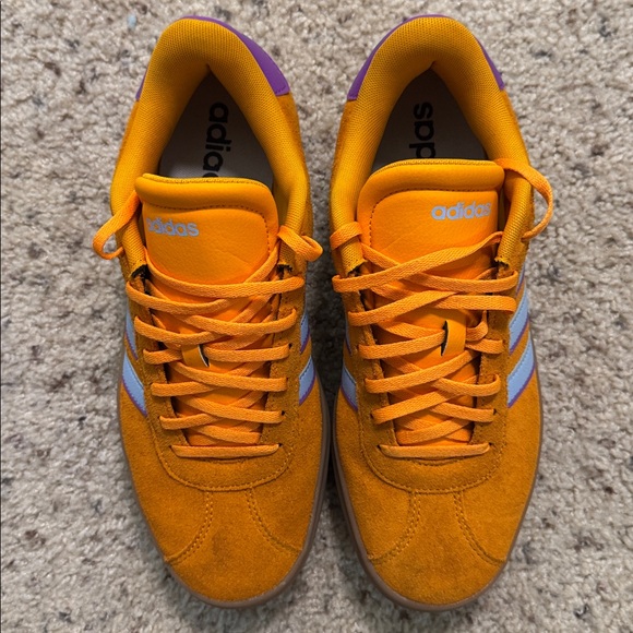 Adidas high top sneakers size 10 orange and purple - Picture 4 of 8